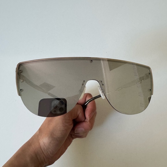 Alexander McQueen Oversize Mask Sunglasses AM04574-004 Silver Grey 99mm-1-145 main image 8